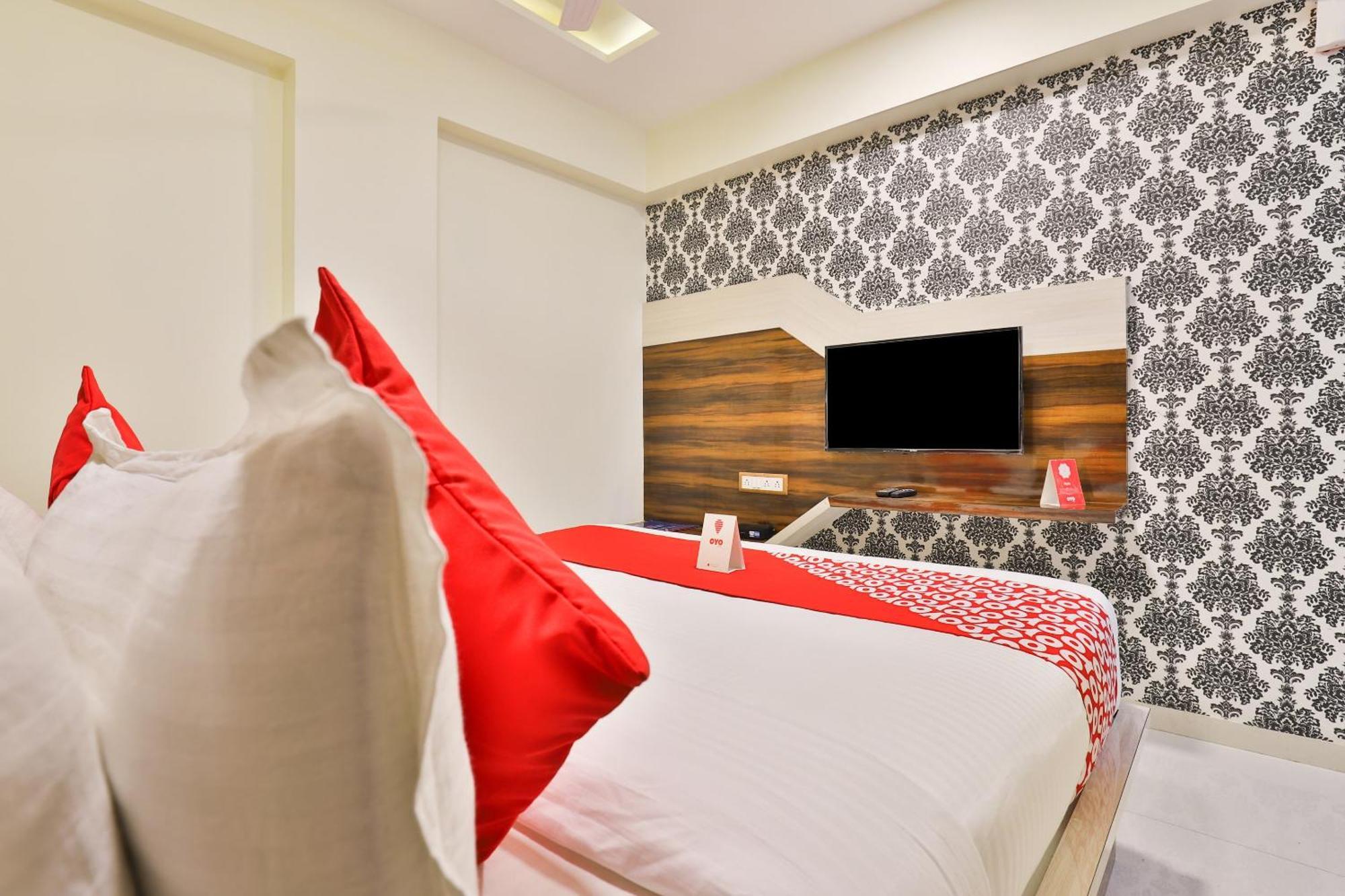 Hotel O Red Apple Ahmadabad Zewnętrze zdjęcie